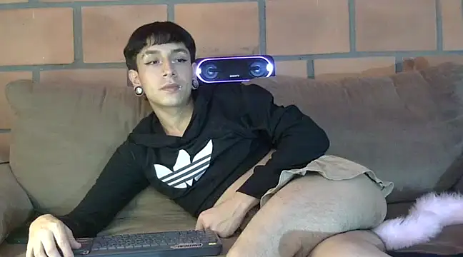 Snapshot of Alexa_Cortes chatting on December 24, 8:22 am Alexa Cortes online show from December 24, 8:22 am