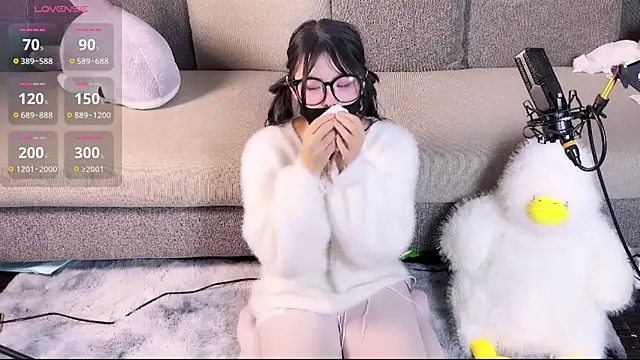 Snapshot of Yu_UwU_ chatting on January 12, 3:36 pm Yu UwU  online show from January 12, 3:36 pm