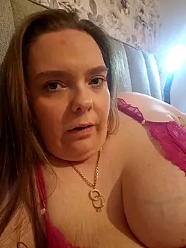 Snapshot of OFChloVIPxx chatting on March 14, 11:00 pm OFChloVIPxx online show from March 14, 11:00 pm