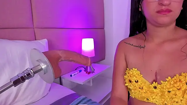 SammyMorales online show from March 21, 3:35 pm