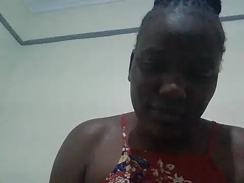 Snapshot of Sexymish25 chatting on November 19, 5:24 pm Sexymish25 online show from November 19, 5:24 pm