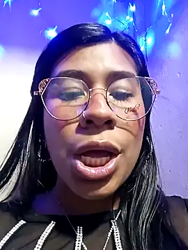 Snapshot of Pamelamilkk_1007 chatting on February 9, 4:14 am Pamelamilkk 1007 online show from February 9, 4:14 am