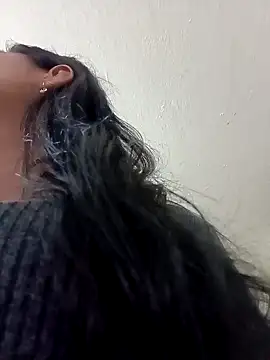 Snapshot of Pamelamilkk_1007 chatting on December 13, 9:20 pm Pamelamilkk 1007 online show from December 13, 9:20 pm