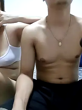 freeFromDesire online show from March 1, 1:00 am