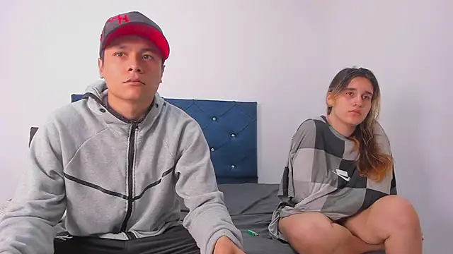 freeFromDesire online show from March 13, 1:43 am