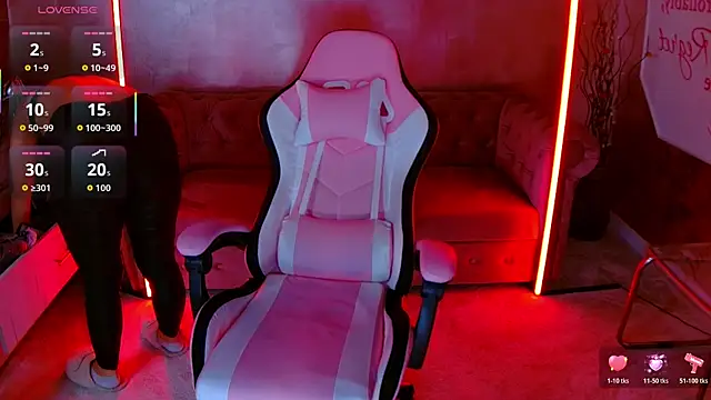 evanew  online show from November 29, 5:49 pm