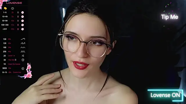 Snapshot of niki_cutes chatting on February 16, 7:15 am niki cutes online show from February 16, 7:15 am