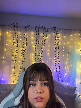 Snapshot of kath_kitty chatting on June 30, 1:50 am kath kitty online show from June 30, 1:50 am