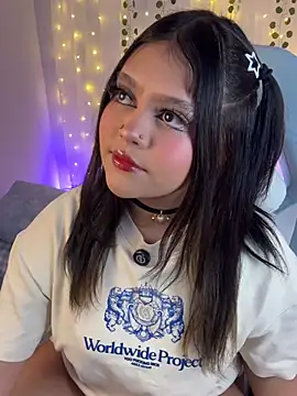 Snapshot of kath_kitty chatting on August 4, 3:21 am kath kitty online show from August 4, 3:21 am