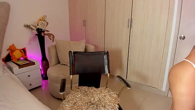 Snapshot of rachaeldeckard__ chatting on October 12, 3:05 am rachaeldeckard online show from October 12, 3:05 am