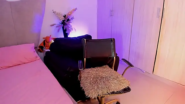 Snapshot of rachaeldeckard__ chatting on November 7, 3:06 am rachaeldeckard online show from November 7, 3:06 am