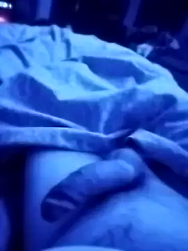 Snapshot of krecik1988 chatting on March 7, 2:45 pm krecik1988 online show from March 7, 2:45 pm