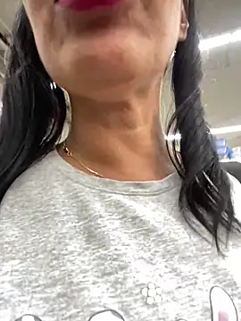 KarolRubi1 online show from February 6, 9:49 pm