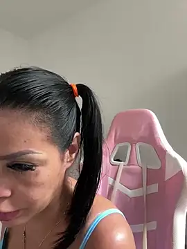 KarolRubi1 online show from March 8, 5:33 pm