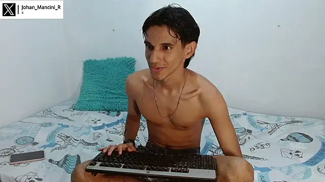 Snapshot of Johan_Mancini_R chatting on May 27, 9:23 pm Johan Mancini R online show from May 27, 9:23 pm