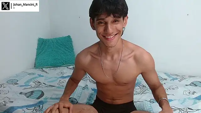 Snapshot of Johan_Mancini_R chatting on June 10, 5:01 pm Johan Mancini R online show from June 10, 5:01 pm