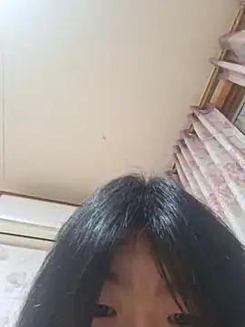 Snapshot of Lee0613 chatting on December 24, 6:17 pm Lee0613 online show from December 24, 6:17 pm