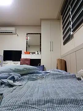 Snapshot of Lee0613 chatting on October 16, 9:38 pm Lee0613 online show from October 16, 9:38 pm