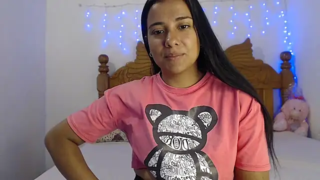 Coral0403 online show from February 6, 6:24 pm