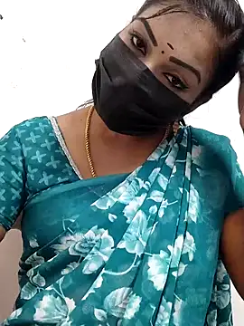 Snapshot of meena_27 chatting on September 24, 7:23 am meena 27 online show from September 24, 7:23 am