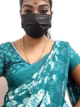 Snapshot of meena_27 chatting on November 4, 7:07 am meena 27 online show from November 4, 7:07 am