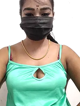 Snapshot of meena_27 chatting on November 19, 6:52 pm meena 27 online show from November 19, 6:52 pm