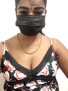 Snapshot of meena_27 chatting on November 27, 7:54 am meena 27 online show from November 27, 7:54 am