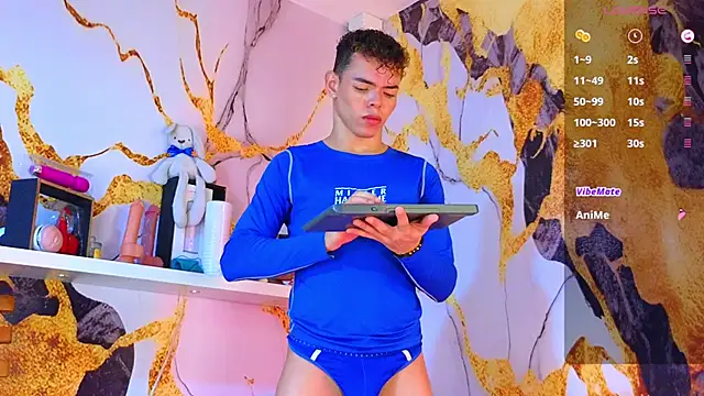 Snapshot of Nijinsky_LatinBoy chatting on September 10, 10:37 am Nijinsky LatinBoy online show from September 10, 10:37 am