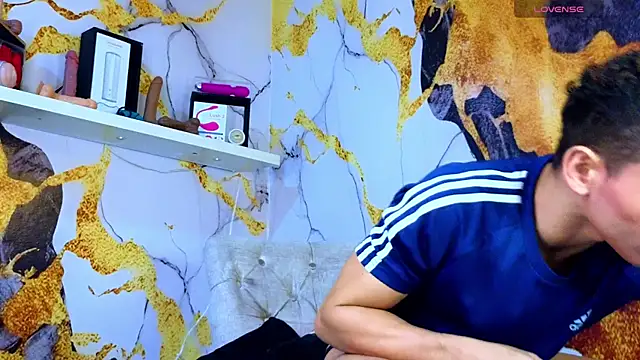 Snapshot of Nijinsky_LatinBoy chatting on September 17, 11:01 am Nijinsky LatinBoy online show from September 17, 11:01 am