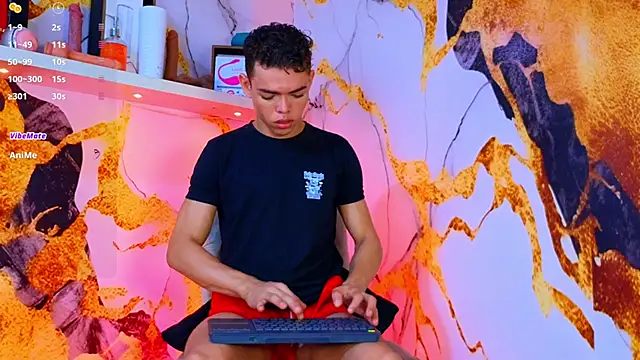 Snapshot of Nijinsky_LatinBoy chatting on October 24, 11:50 am Nijinsky LatinBoy online show from October 24, 11:50 am