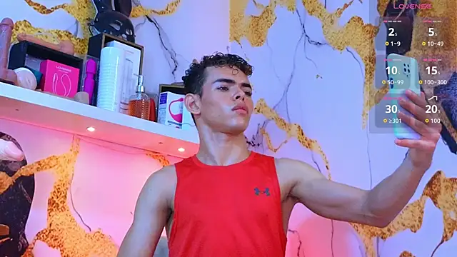 Snapshot of Nijinsky_LatinBoy chatting on November 12, 10:48 am Nijinsky LatinBoy online show from November 12, 10:48 am