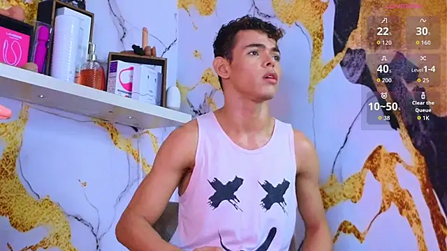 Snapshot of Nijinsky_LatinBoy chatting on November 14, 12:26 pm Nijinsky LatinBoy online show from November 14, 12:26 pm