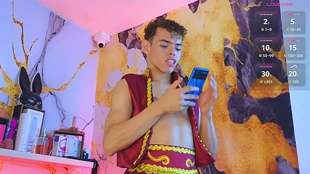 Snapshot of Nijinsky_LatinBoy chatting on December 14, 1:55 am Nijinsky LatinBoy online show from December 14, 1:55 am