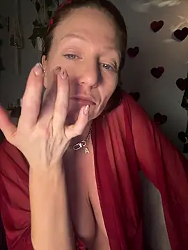 AlessasRoom online show from February 11, 9:03 am