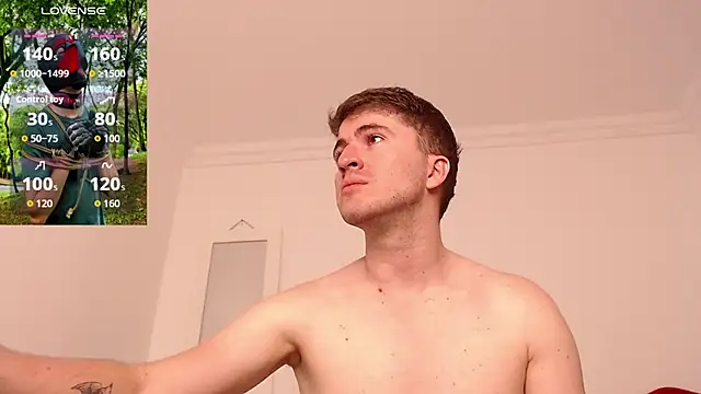 Snapshot of MrBelac chatting on October 31, 9:49 pm MrBelac online show from October 31, 9:49 pm