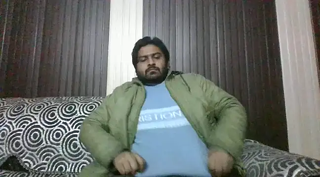 Snapshot of indihotguy chatting on January 16, 2:51 pm indihotguy online show from January 16, 2:51 pm