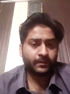 Snapshot of indihotguy chatting on February 24, 1:31 pm indihotguy online show from February 24, 1:31 pm