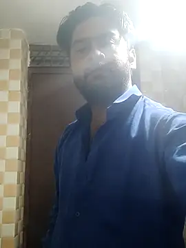 Snapshot of indihotguy chatting on March 5, 8:32 pm indihotguy online show from March 5, 8:32 pm