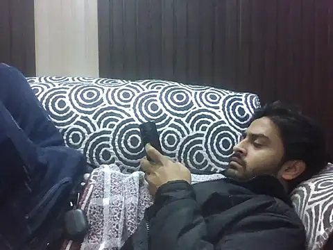 indihotguy online show from January 13, 11:10 pm