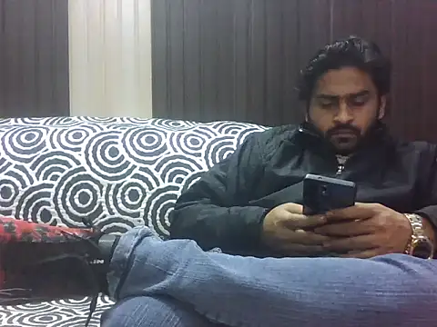 indihotguy online show from January 18, 1:59 pm