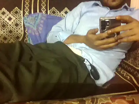 indihotguy online show from May 11, 2:12 pm