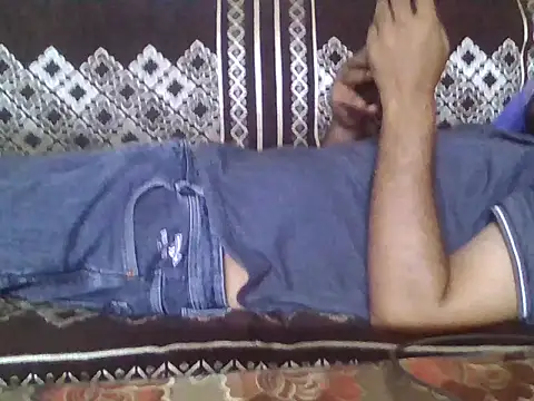 indihotguy online show from May 16, 1:10 pm