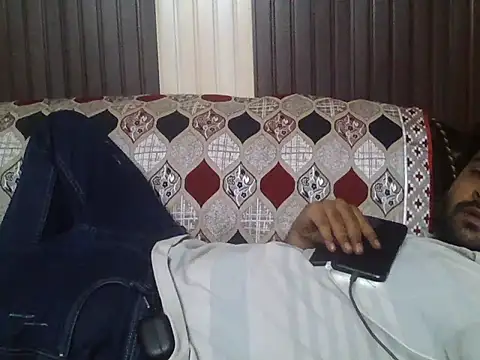 indihotguy online show from May 22, 1:13 am