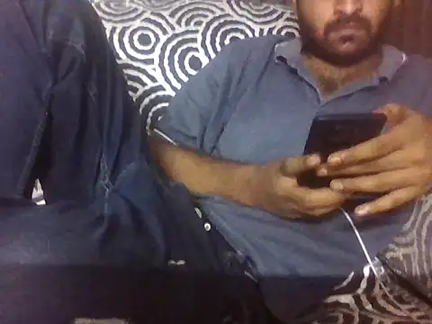indihotguy online show from June 30, 10:27 am
