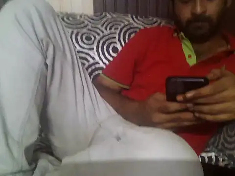 indihotguy online show from July 9, 11:58 am
