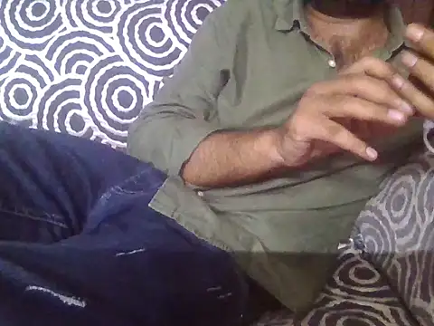indihotguy online show from July 29, 12:58 pm