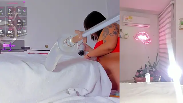 Maria Jones  online show from May 28, 2:31 am