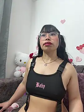 Snapshot of DearAbbiee chatting on May 24, 7:46 am DearAbbiee online show from May 24, 7:46 am