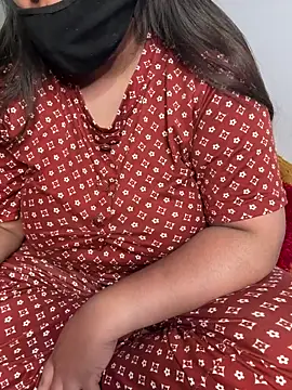 Snapshot of tanvihot2 chatting on June 12, 6:18 pm tanvihot2 online show from June 12, 6:18 pm