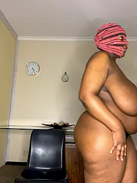 Snapshot of BigS234 chatting on January 15, 10:24 pm BigS234 online show from January 15, 10:24 pm